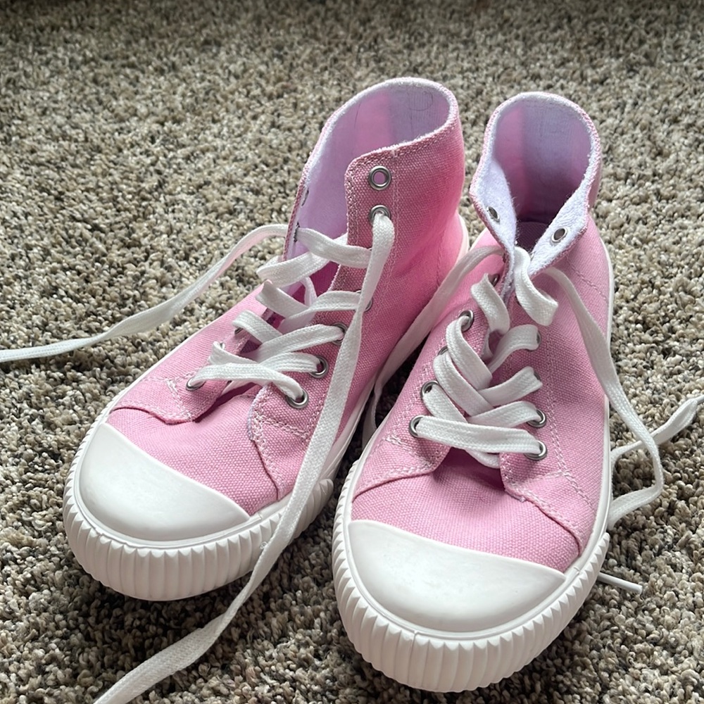 Pink Off-Brand Converse SHEIN
